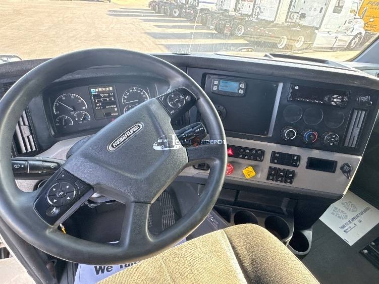 Truck Thumbnail 8