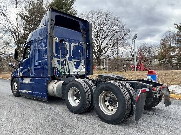 Truck Thumbnail 5
