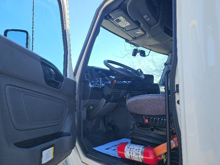 Truck Thumbnail 5