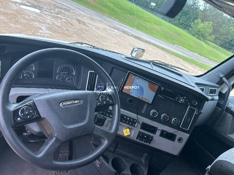 Truck Thumbnail 7