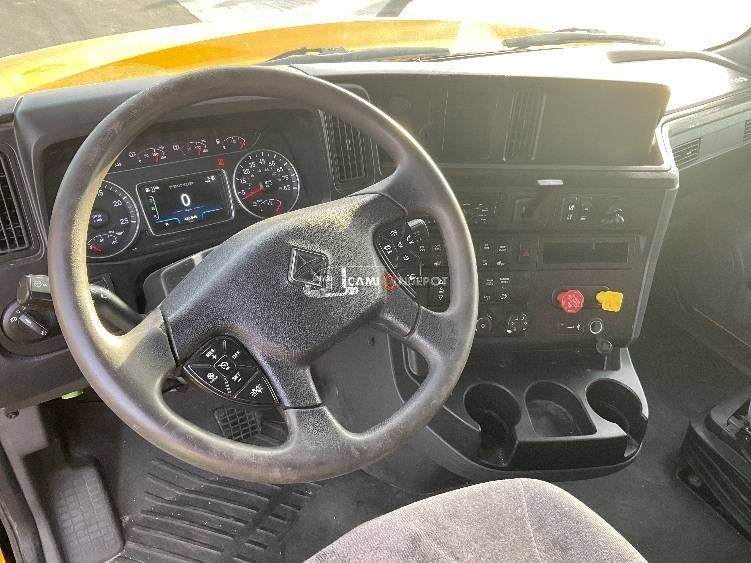 Truck Thumbnail 6