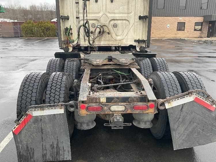 Truck Thumbnail 6