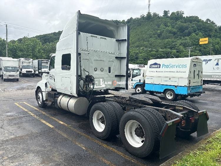 Truck Thumbnail 4