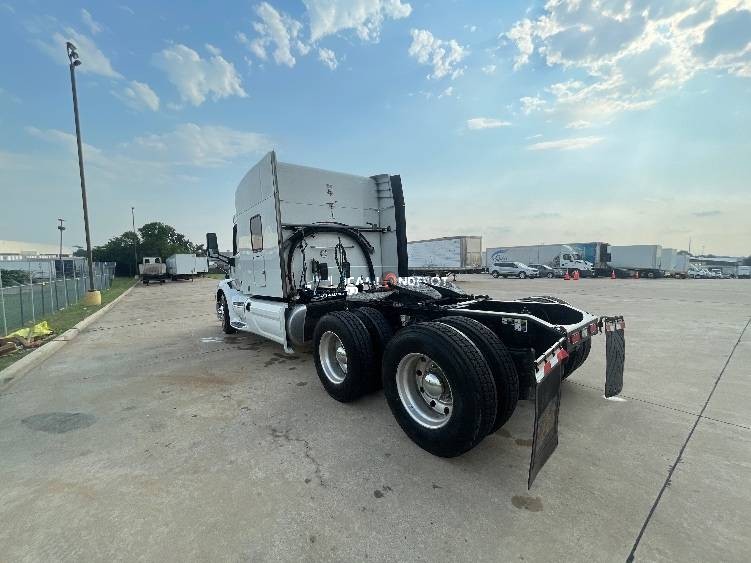 Truck Thumbnail 5