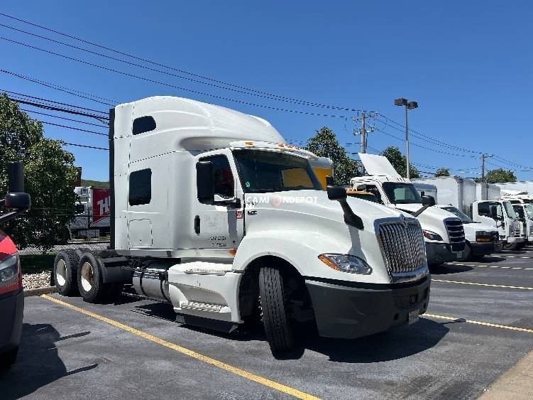 Truck Thumbnail 2
