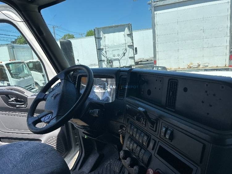Truck Thumbnail 8