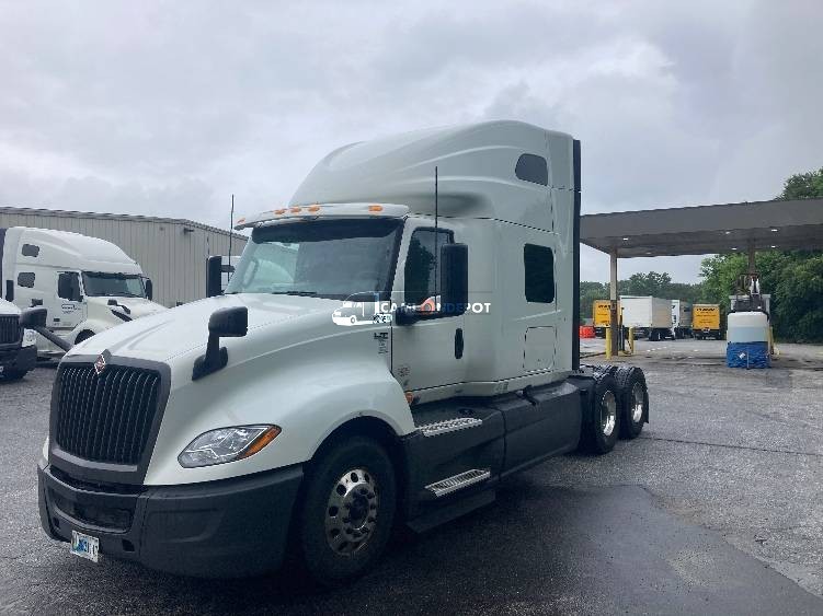 Truck Thumbnail 3