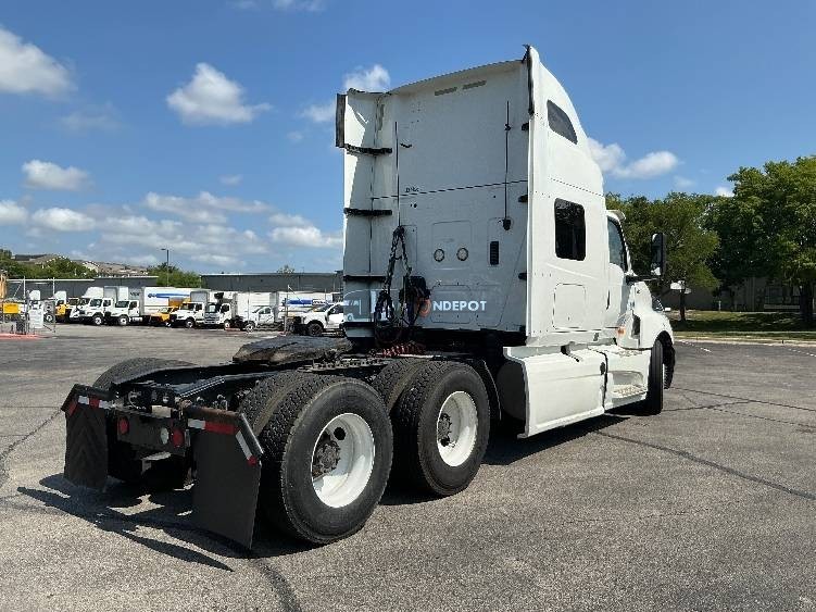 Truck Thumbnail 6