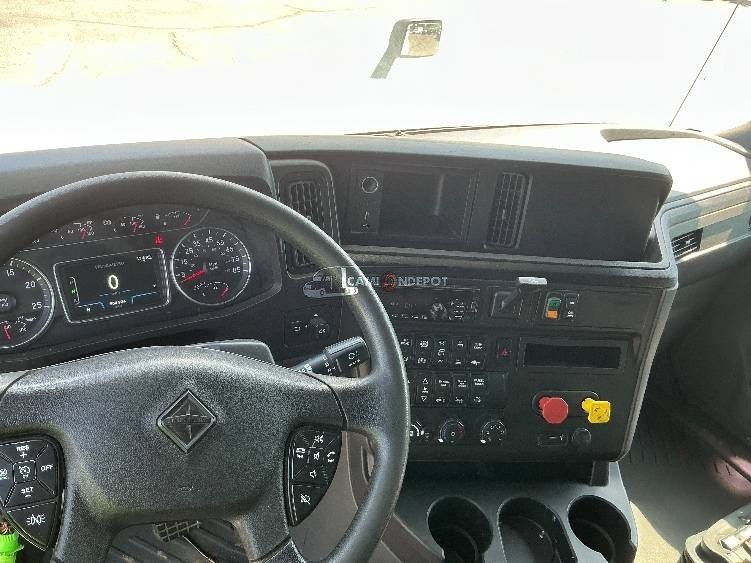 Truck Thumbnail 8