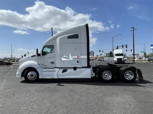 Truck Thumbnail 4