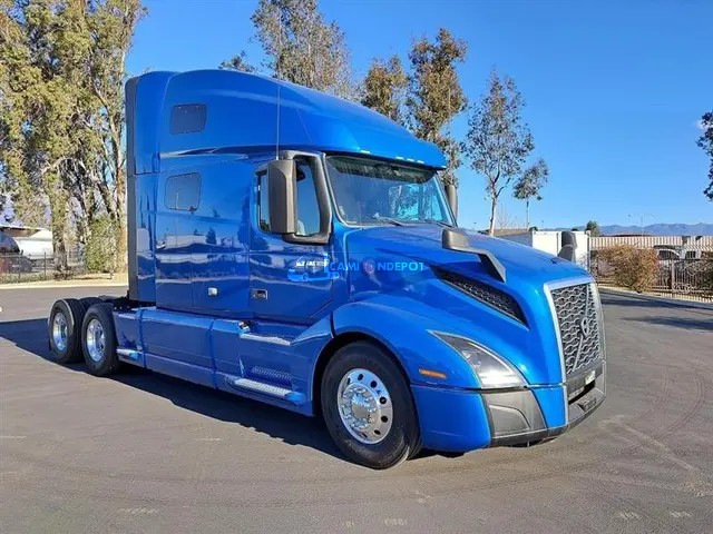 Truck Thumbnail 3