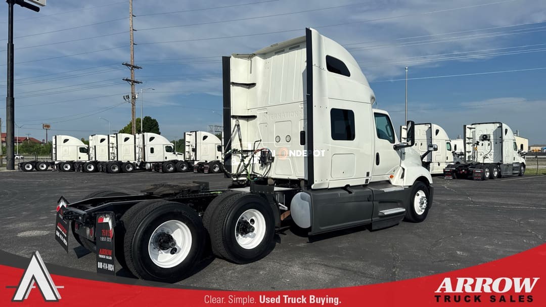 Truck Thumbnail 2