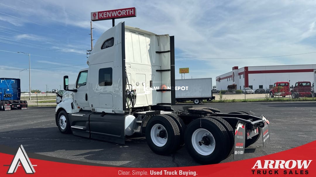 Truck Thumbnail 4