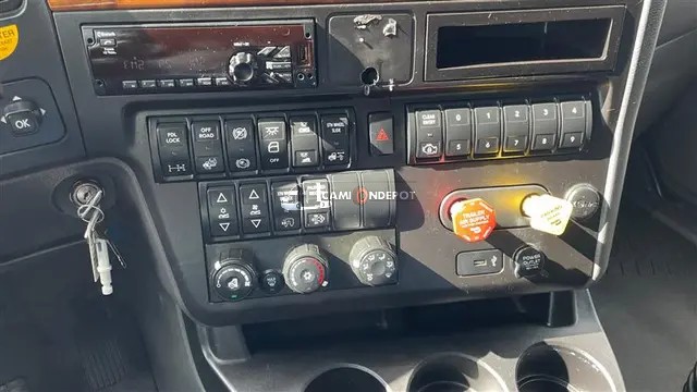 Truck Thumbnail 4