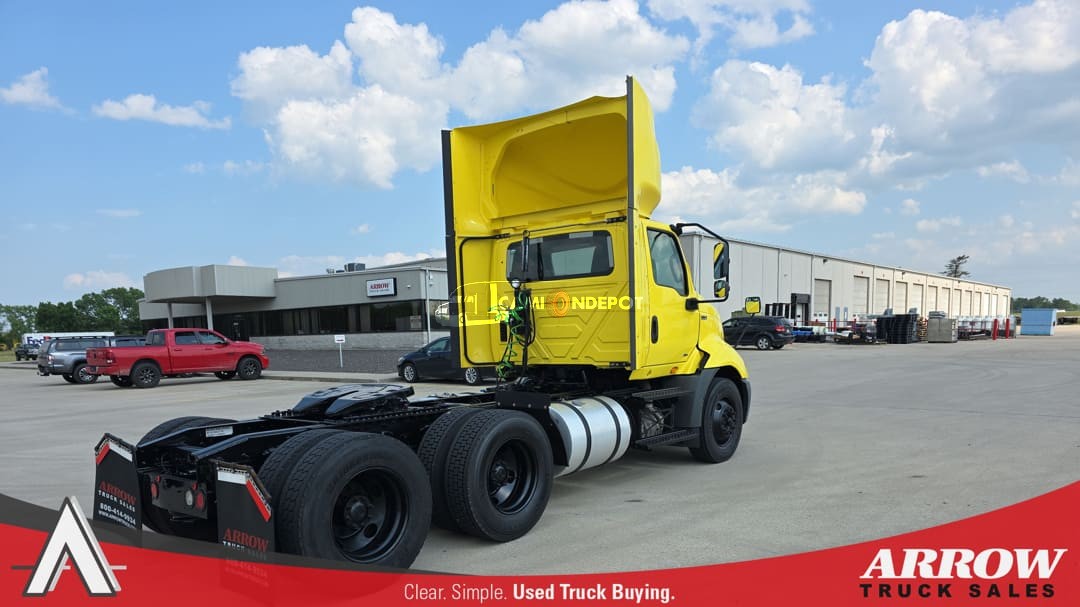 Truck Thumbnail 2