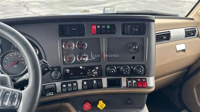 Truck Thumbnail 4