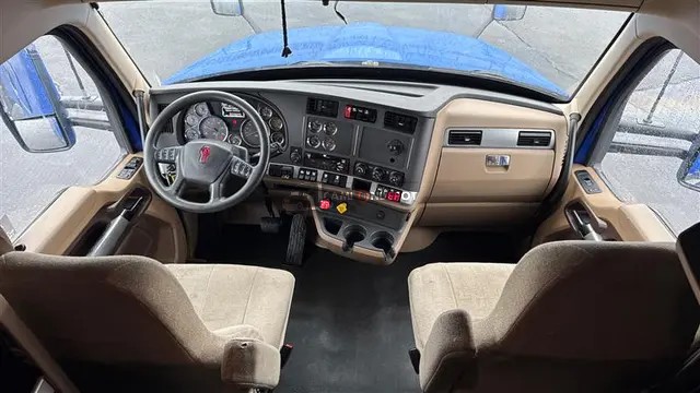Truck Thumbnail 3