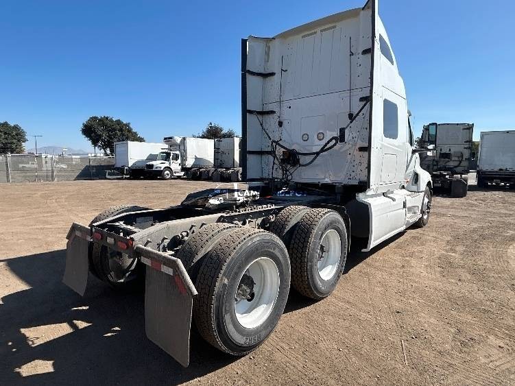 Truck Thumbnail 5