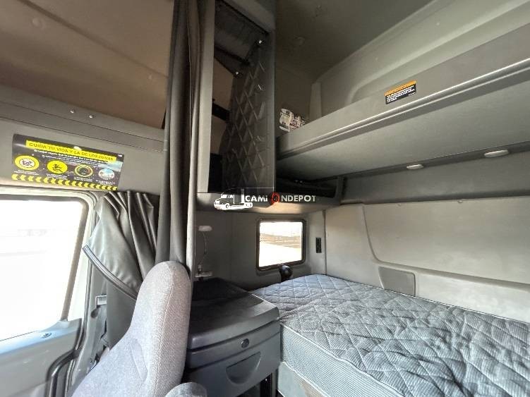 Truck Thumbnail 8
