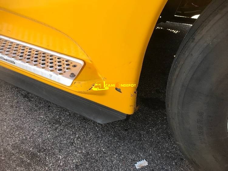 Truck Thumbnail 15
