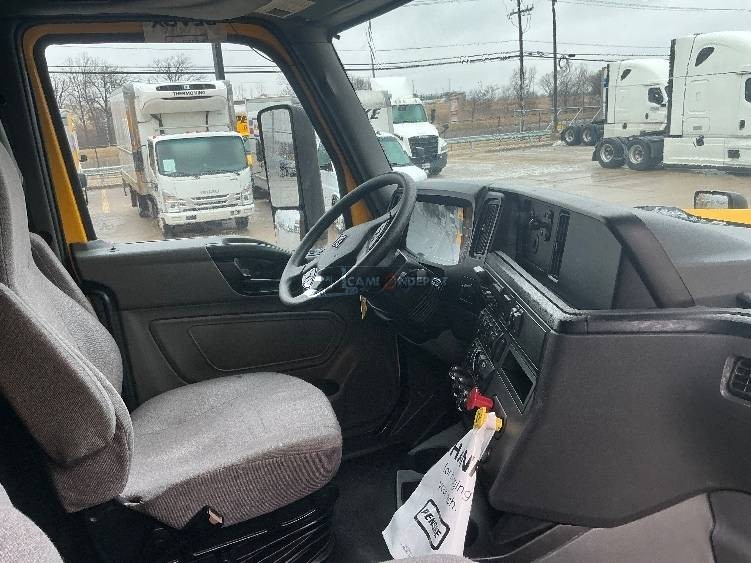 Truck Thumbnail 9