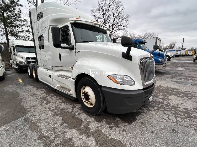 Truck