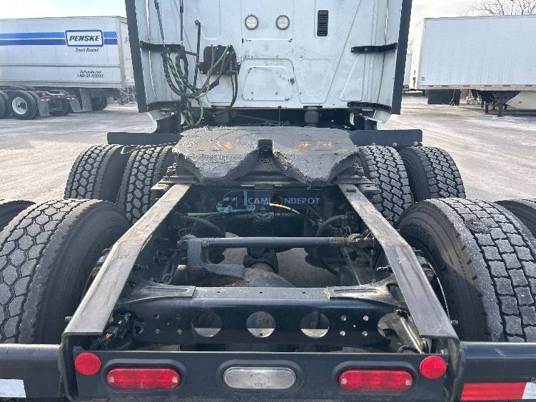 Truck Thumbnail 6
