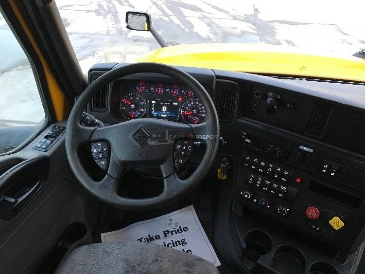 Truck Thumbnail 7
