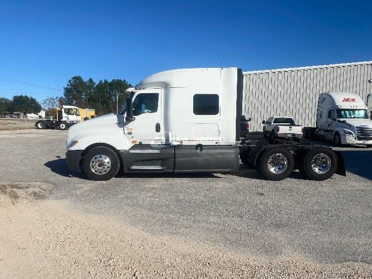 Truck Thumbnail 4