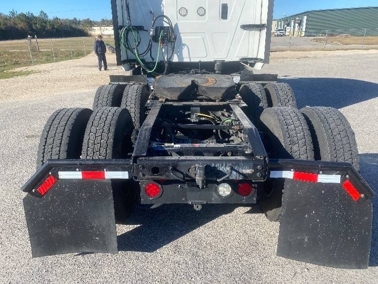 Truck Thumbnail 6