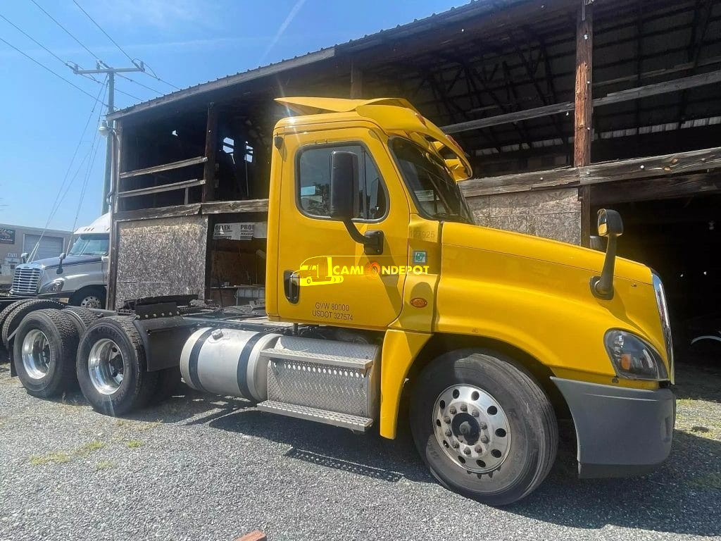 Truck Thumbnail 3