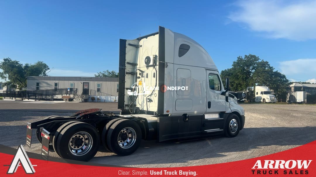 Truck Thumbnail 2