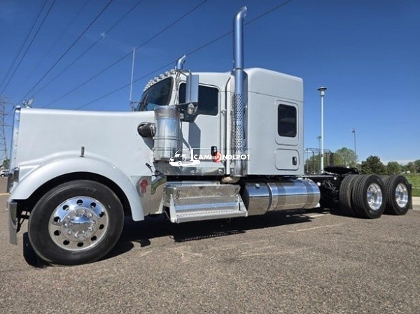 Truck Thumbnail 2