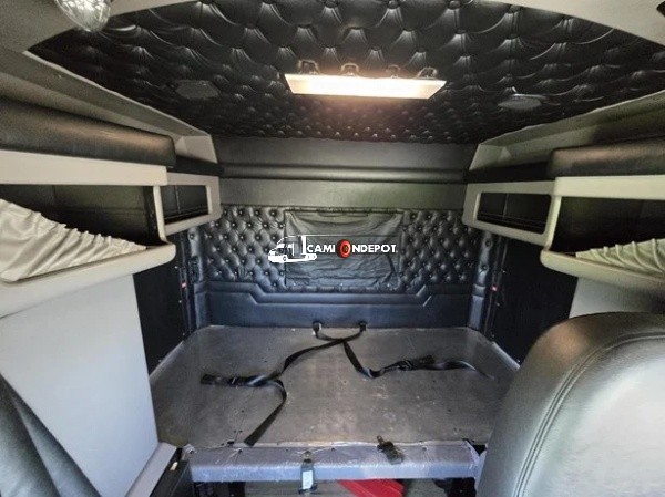 Truck Thumbnail 3