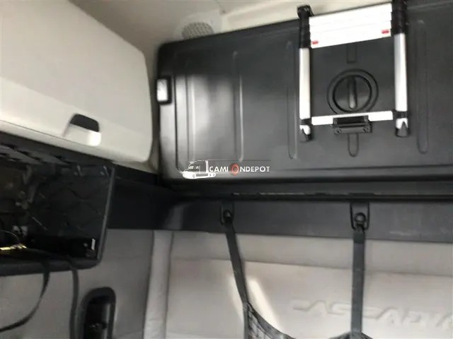 Truck Thumbnail 5