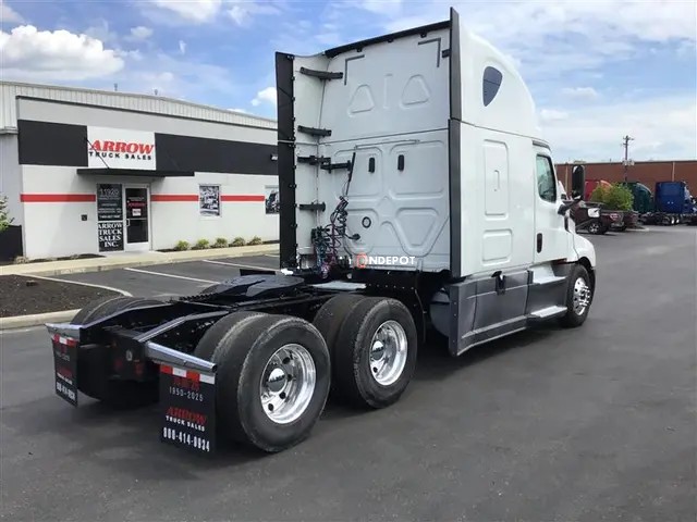 Truck Thumbnail 2
