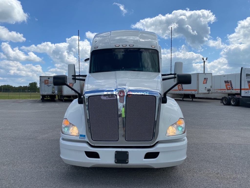 Truck Thumbnail 2