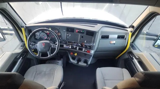 Truck Thumbnail 5