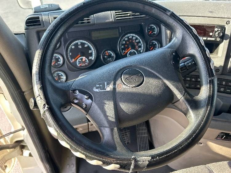 Truck Thumbnail 8