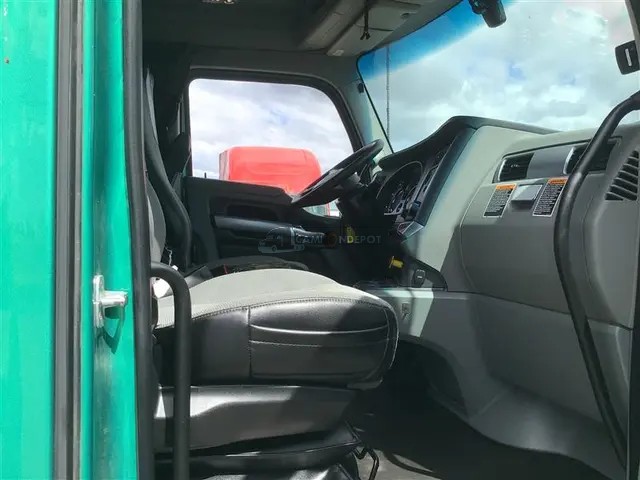 Truck Thumbnail 4