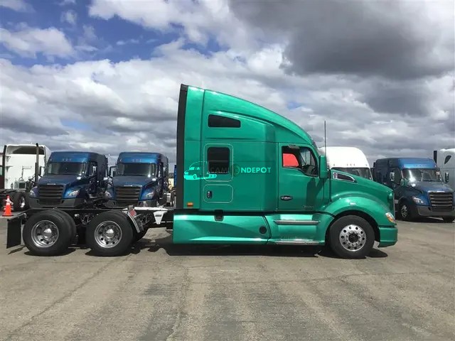 Truck Thumbnail 3