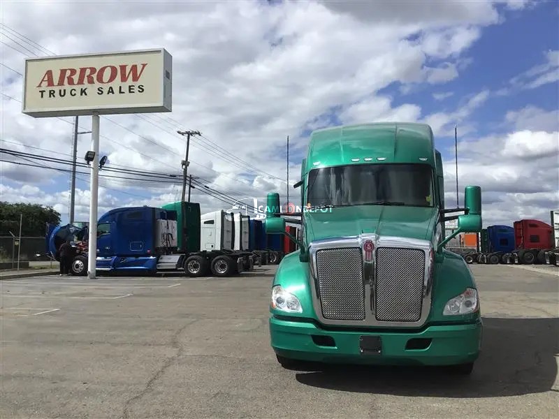 Truck Thumbnail 2