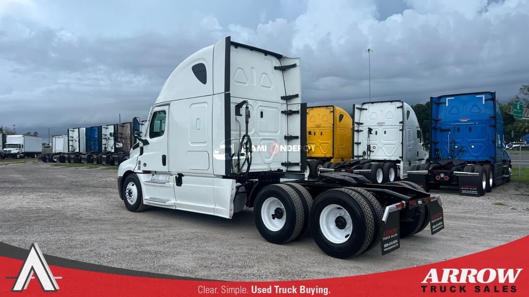 Truck Thumbnail 4