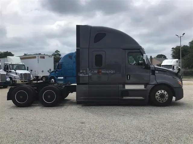 Truck Thumbnail 3