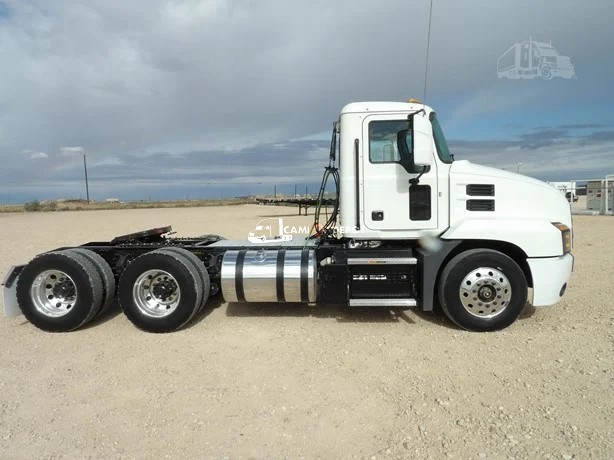 Truck Thumbnail 4