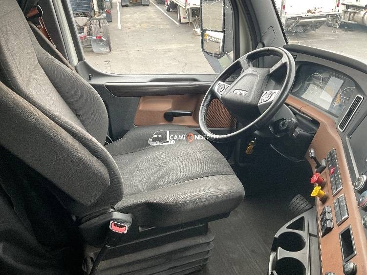 Truck Thumbnail 10
