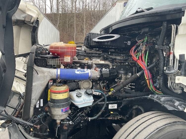 Truck Thumbnail 15