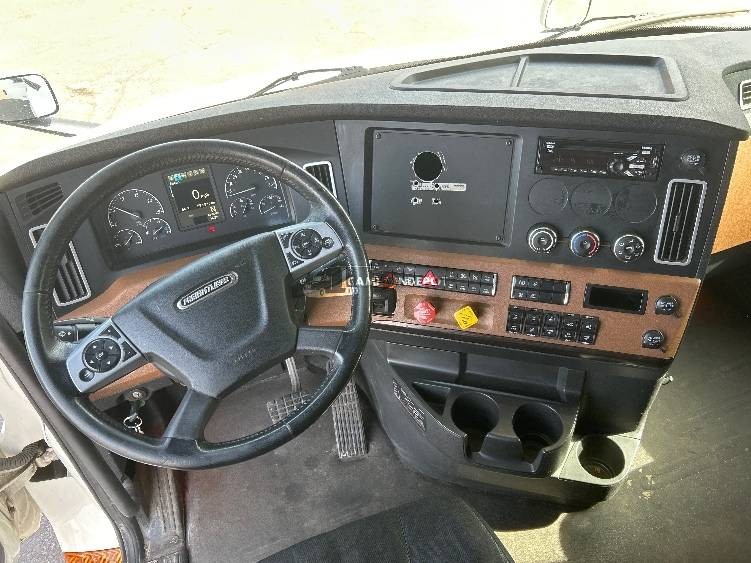 Truck Thumbnail 8