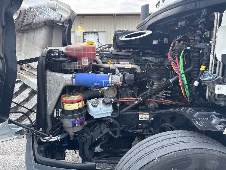 Truck Thumbnail 14
