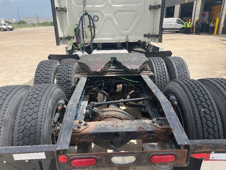 Truck Thumbnail 6